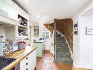 Kitchen- click for photo gallery